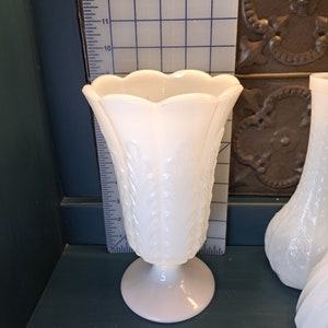 Vase, Milk Glass Vase, Beautiful White Milk Glass, Choice, Cottage Style, BoHo Decor, Vintage Decor, Vintage Wedding, Beautiful Classic 6. 9-in footed