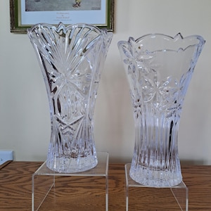 Vase, Glass/Crystal Vase, CHOICE, Vintage Pressed Vase 10.5-inch, Elegant Heavy Vase