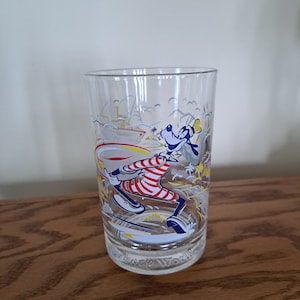Goofy, Disney World 25th Anniversary Glass Goofy, Blizzard Beach & Typhoon Lagoon,  Mickey Mouse Remember the Magic,