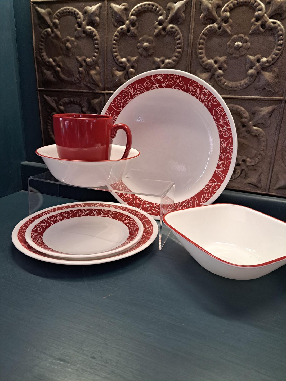 Corelle, Red Bandhani CHOICE 10-inch Dinner Plate, 7-in Salad