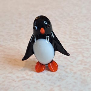 Penguin, Vintage Mini Glass Penguin Figurine, Tiny Penguins, Rare, Penguin Gift, Penguin Collector
