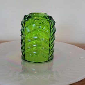 Fairy Lamp REPLACEMENT, Top ONLY, Vintage Bright Green Viking Glass Fairy Lamp. Leaf, Cabbage Leaf Pattern,