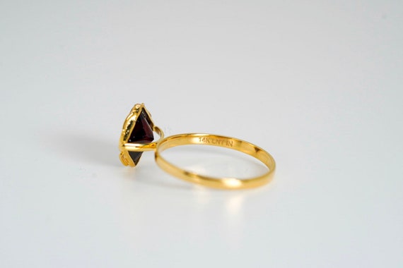 14k Garnet Solitaire Ring - image 4