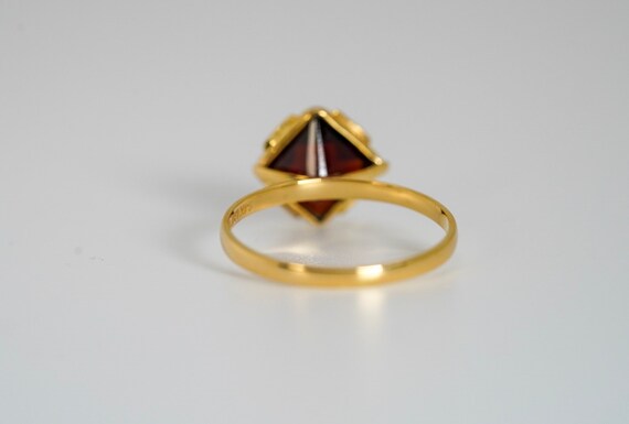 14k Garnet Solitaire Ring - image 2