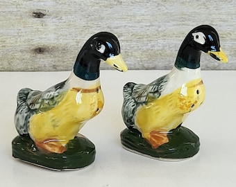 Vintage Ducks Salt and Pepper Shaker Set Made in Japan Ceramic Duck Salt and Pepper Shaker Set