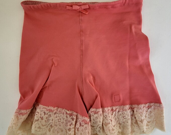 Vintage Lady Marlene Shapewear Girdle Large Coral With Peach Lace