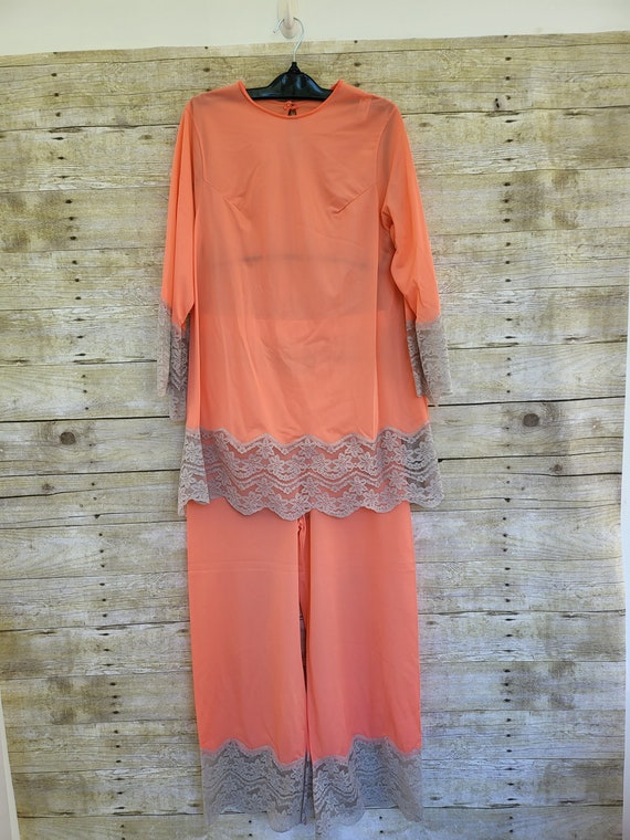 Vintage Gilead Peach and Gray Lace PJ/Pajama Set P