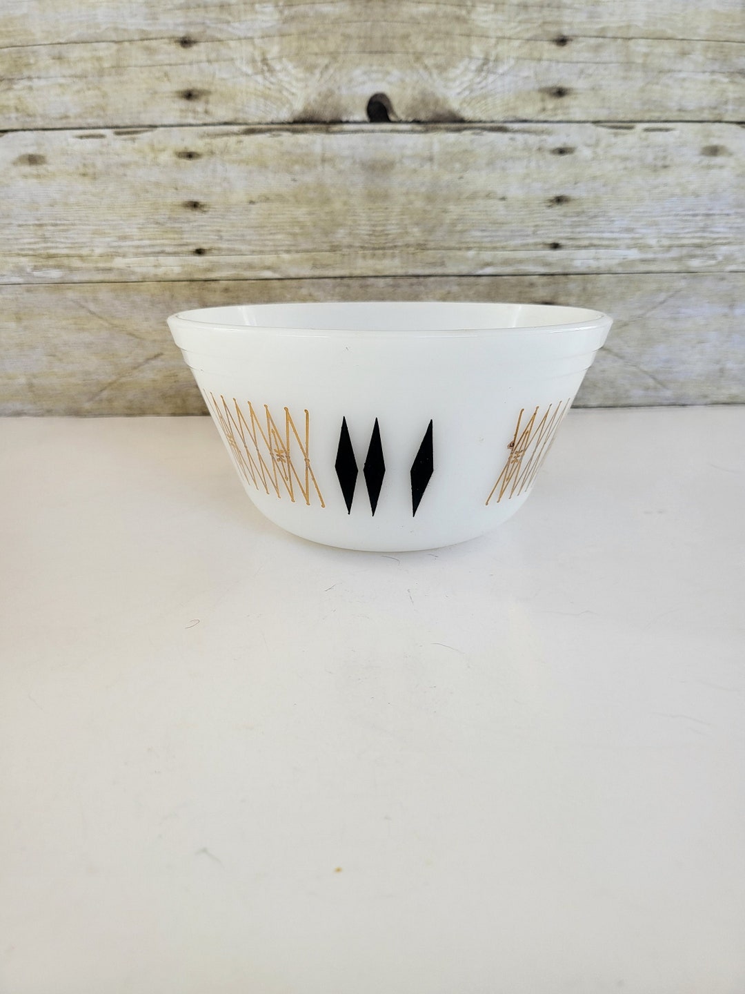 1950's Federal Glass Mixing Bowl Black Diamond Pattern 1 1/2 Qt Atomic