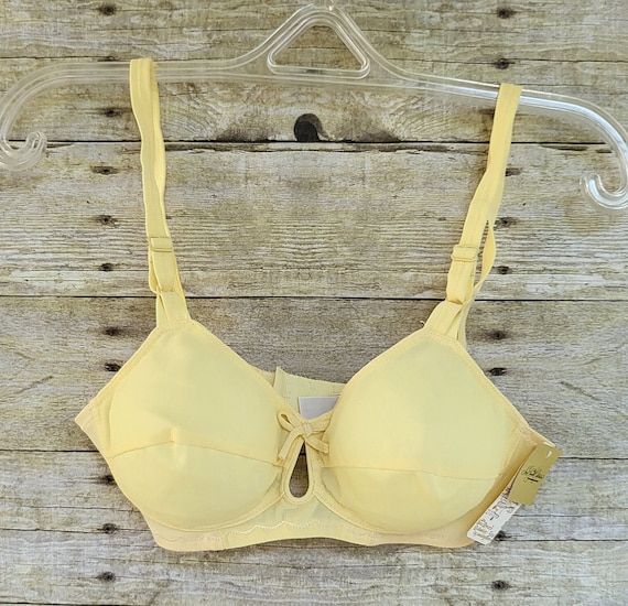 Vintage Yellow Maidenform Bra 32 B The Sea Dream Collection by Maidenform  Vintage Yellow Bra Vintage Lingerie Never Worn Made in USA