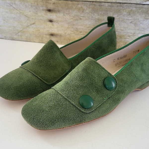 Vintage Women's Green Suede Oomphies Slippers 1970's Retro Leather Slippers Never Worn Made in USA