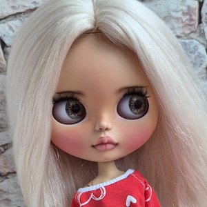 SOLD. Blythe doll custom hair reroot