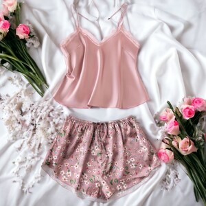 Silk Crop Top Floral -  Australia