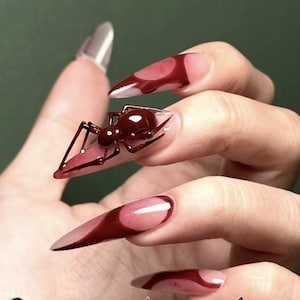 Handmade 3D Red Spider Ombre Long Press on Nails, Reusable fake Nails, Cute Halloween Press on nails, Gift For Girlfriend