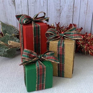 Set of 3 Wooden Christmas Present Blocks With Ribbon Handmade Festive Home Decorations Choice of Colours