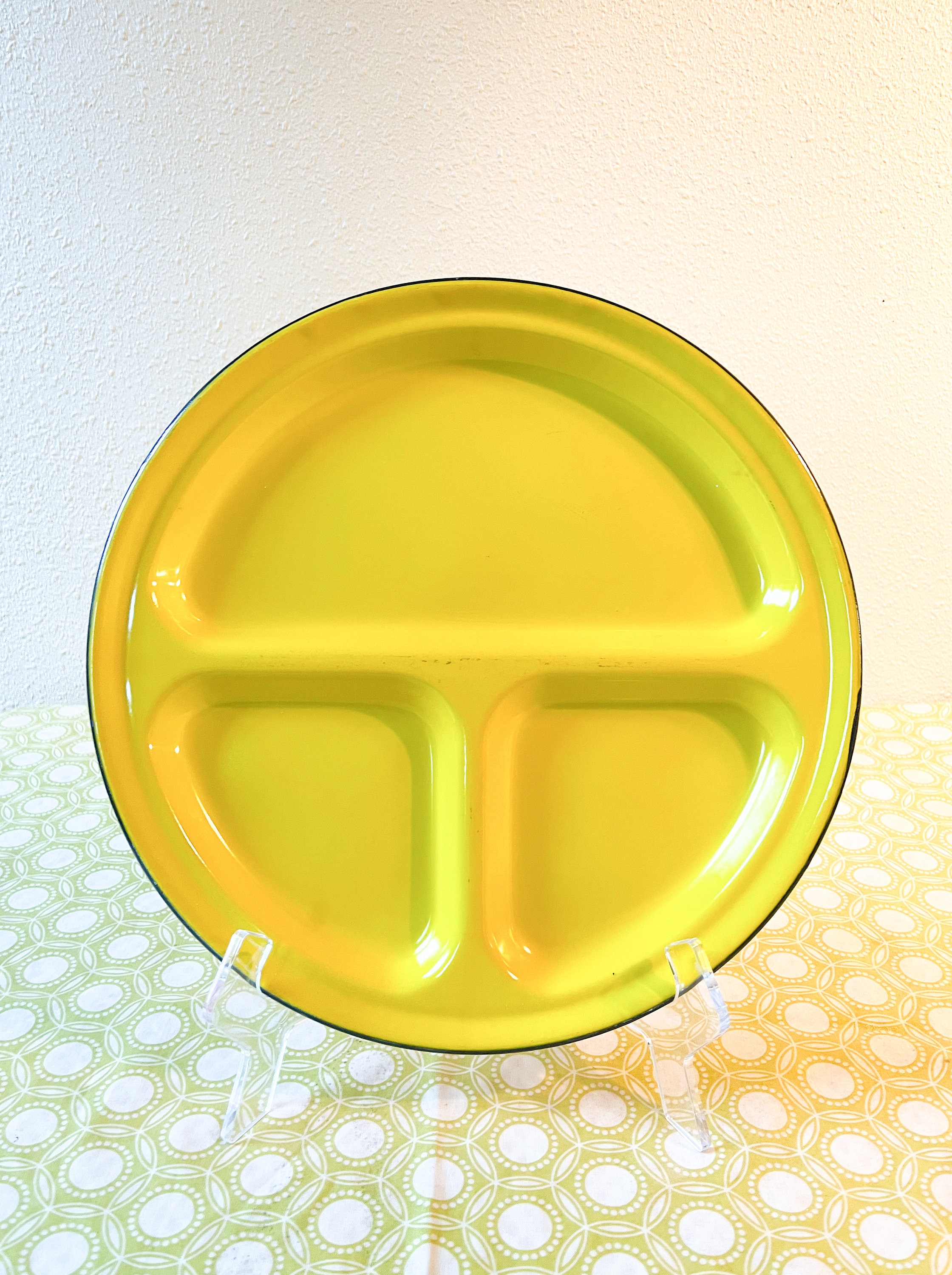 Vintage Yellow Enamel Divided Camping Plates Set of Two Etsy