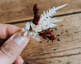 Dried & Preserved Flower Brooch – Poetic Boho Accessory – Custom Handmade Floral Brooch