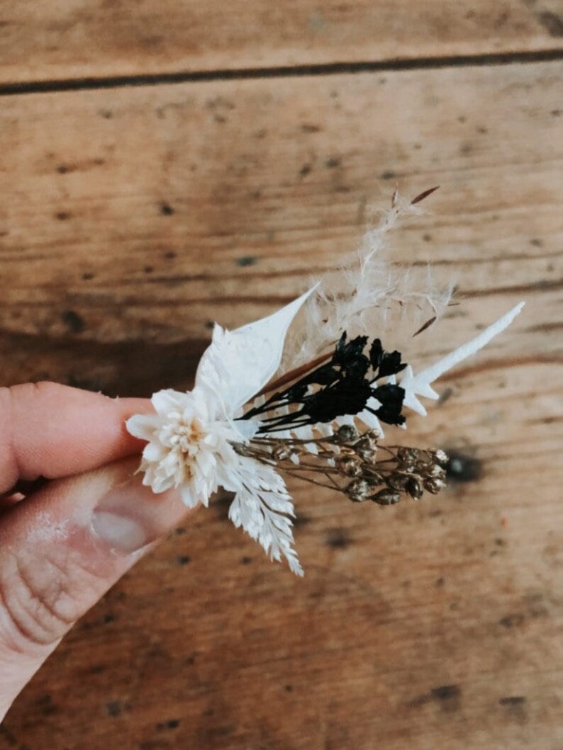 SUR-MESURE Broche fleurie de fleurs séchées et stabilisées sur mesure Mariage / baptême image 3