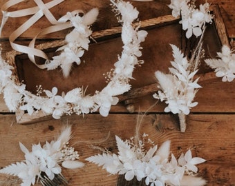 Nude Wedding Collection – Dried & Preserved Flower Accessories – Crown, Comb, Boutonniere, Hairpins – White and Beige Tones