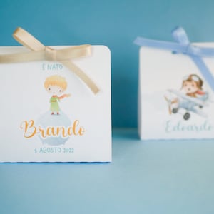 Scatolina battesimo, scatolina porta confetti nascita, bomboniera battesimo bambino con piccolo principe e pilota