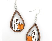 halloween party ghost earrings, wooden ghost earrings, white ghost earrings, funny earrings, halloween gifts, ghosts asking for candy