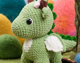 Padrão de crochê de dragão verde, dragão amigurumi gigante em PDF, criatura fantástica de pelúcia de veludo grande, tutorial de faça você mesmo para bichinho de pelúcia (download digital)