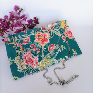 Bolso de tela floral coral con cadena para mujeres que buscan elegancia, Bolso de sobre floral verde turquesa con flores coral para boda