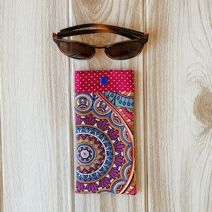 Étui à lunettes coloré, Étui à lunettes en tissu ethnique, Étui en tissu doux, Cadeau pour lectrices, Cadeau pour sœur, Étui à lunettes mandalas, Étui à lunettes