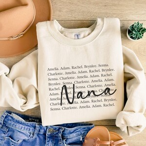 Custom Nana Sweatshirt, Personalized Grandma Shirt With Kids Names, Unique Mother&#39;s Day Gift for Grandma Sweatshirt, Cute Mom Birthday Gift