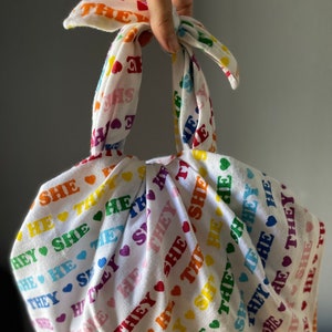 Furoshiki Knot Bag - Pronouns