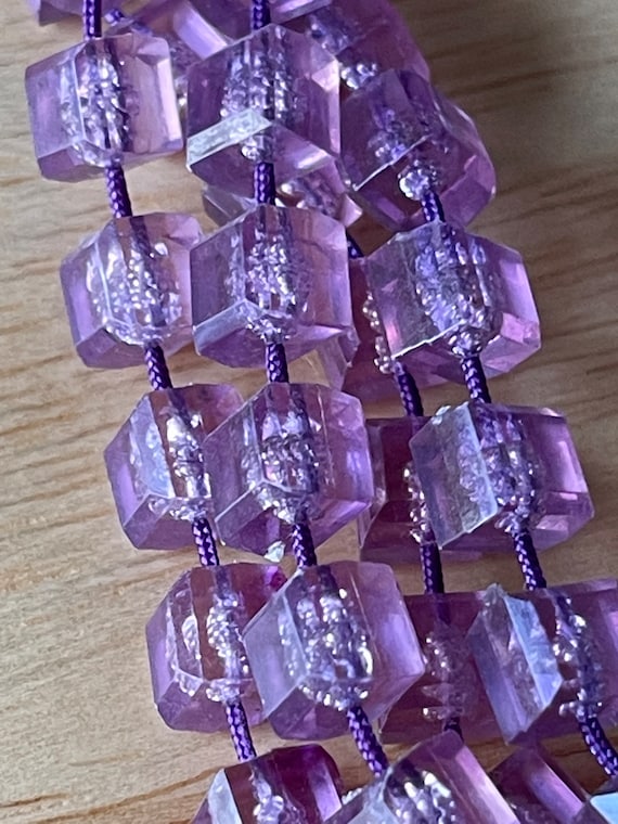 1960s Purple Beaded Necklace