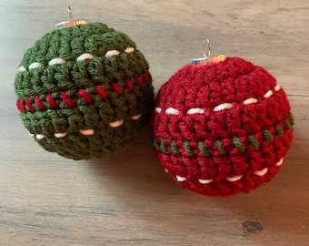 Easy Double Crochet Christmas Bauble Pattern