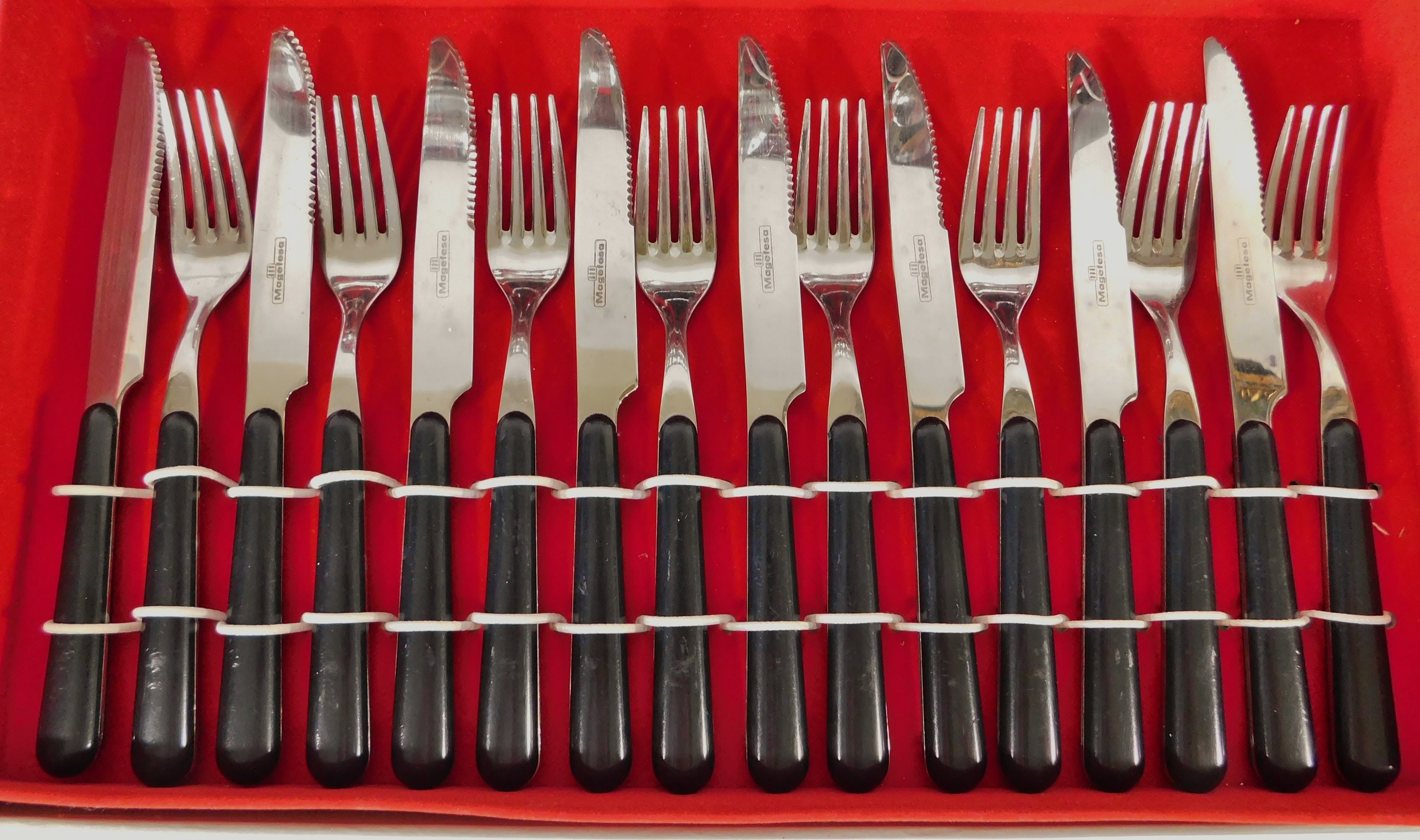 Vintage 32pc Set Magefesa Germany Black Plastic Handle