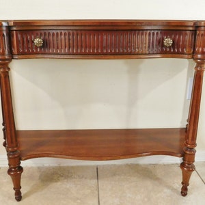 Vintage Solid Mahogany Ornate Fluted Wood Console Table With Drawer