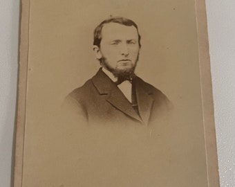 1800's portrait photograph of unknown man Harrisburg Pennsylvania