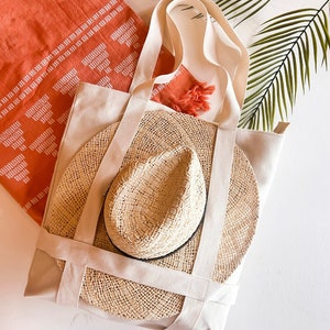 Hat Carrying Tote | Canvas Hat Bag | Cream Vacation Purse