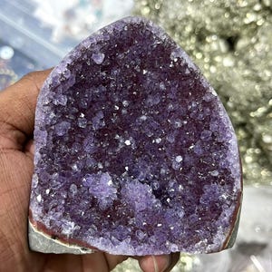 Raw Amethyst Druzy Geode Cut Base, Uruguay origin AAA Quality, Amethyst Cut Base, Self Standing Geode, Raw Quartz, Healing Crystals, Cluster