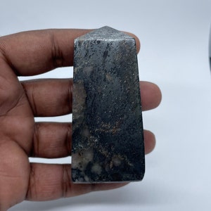 Natural Silver Hematite Meditation Aura Chakra Power Healing Stone Hand Made 4 Sided Tower Point,Root Chakra Crystal - Grounding Stone...