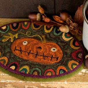 Prize Pumpkin Punch Needle Pattern #638