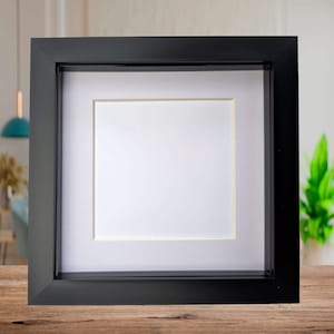 6x6 svart 3D-fotoram: skugglåda med fäste