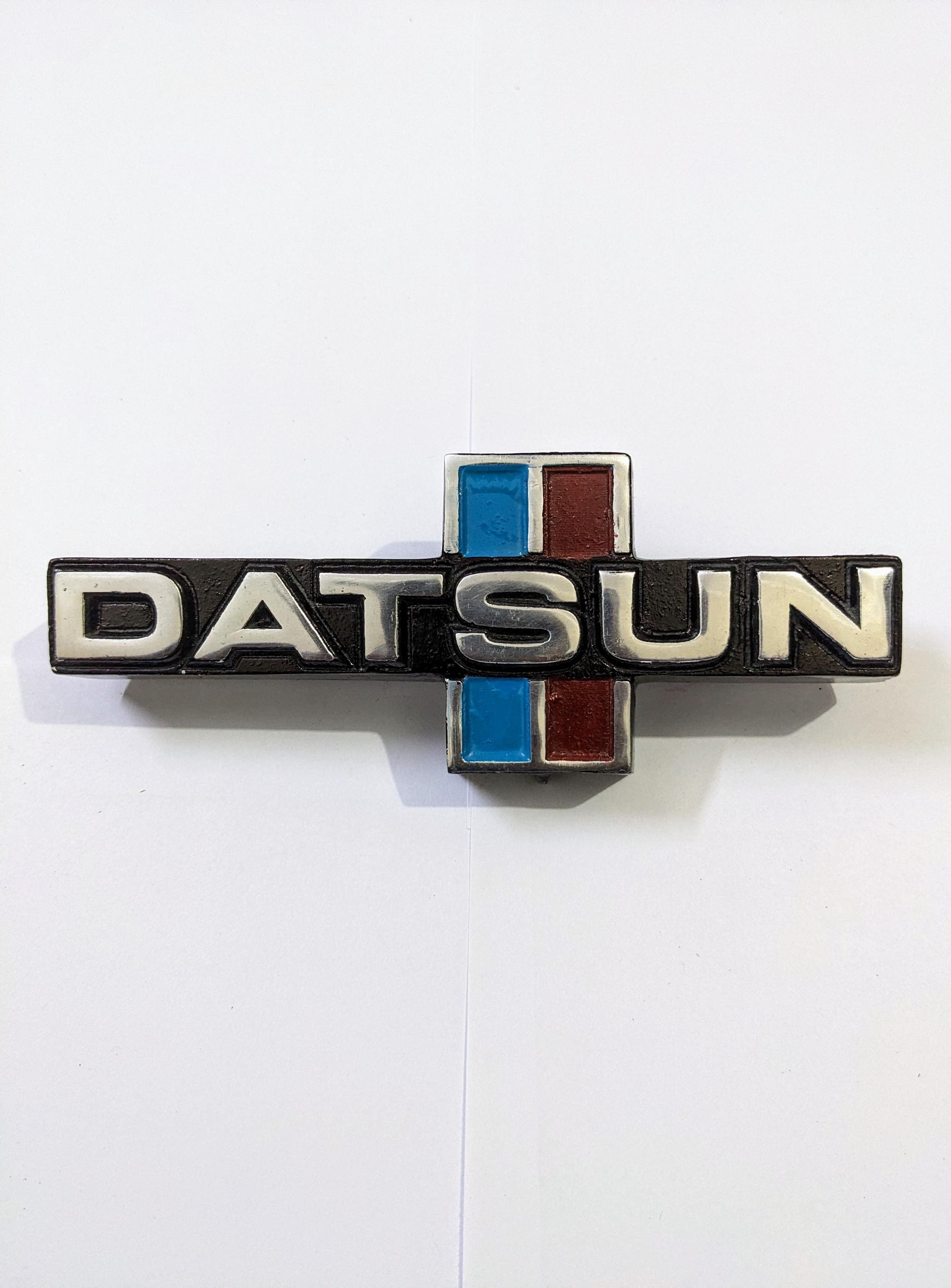 Datsun emblem - Etsy 日本