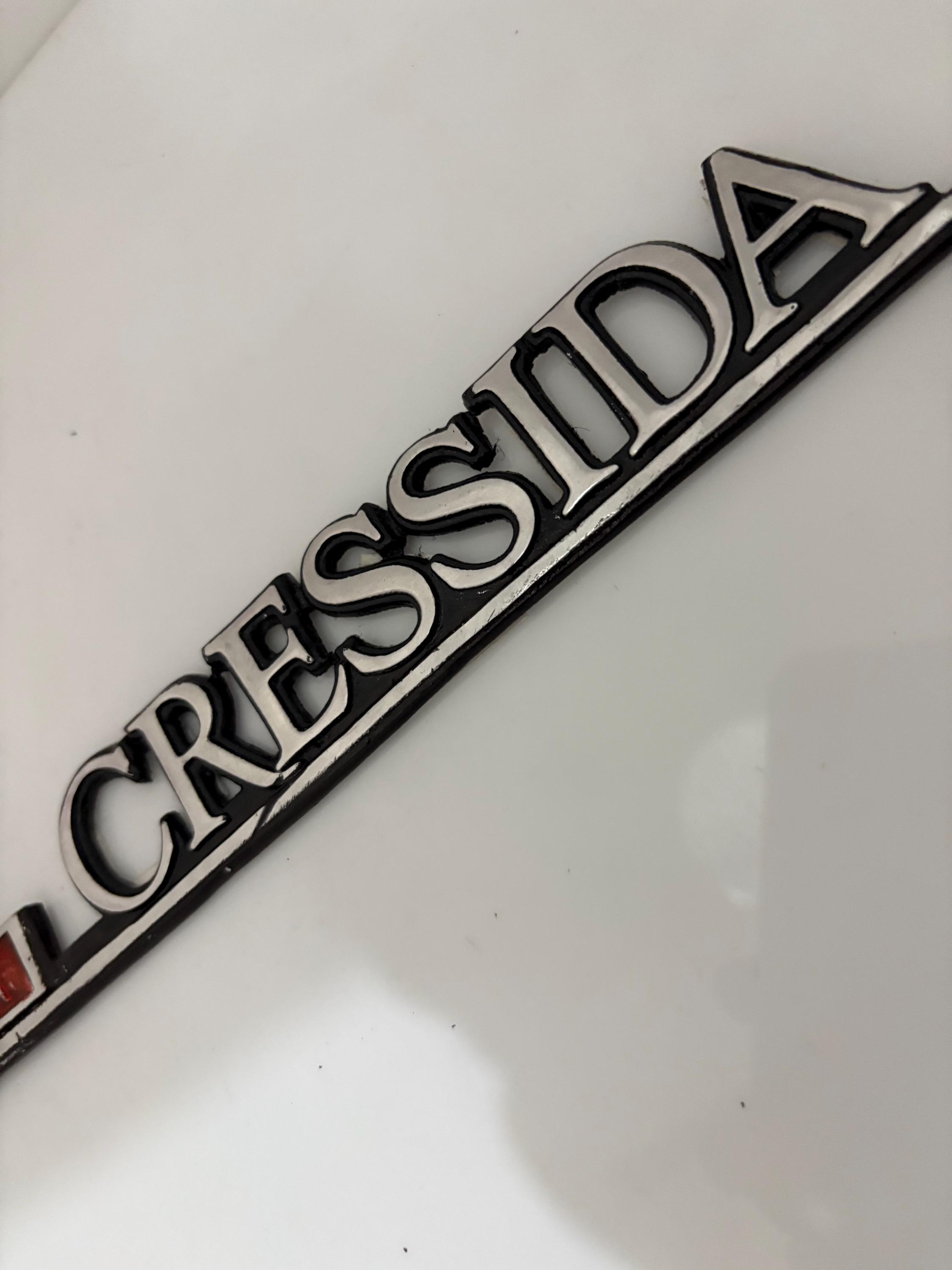 クレシーダ エンブレム CRESSIDA マークⅡ マーク2 チェイサー 