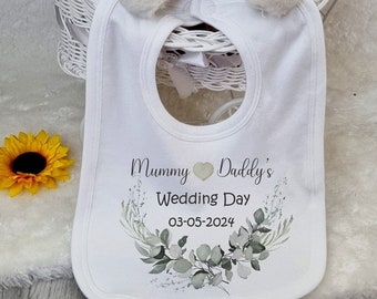 Personalised wedding baby bib apron, eucalyptus theme romper, proposal gift, wedding item, brides maid gift