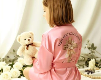 Conjunto de bolsa y bata de Primera Comunión personalizada: estuche con cruz floral, cepillo, recuerdo de bautismo.