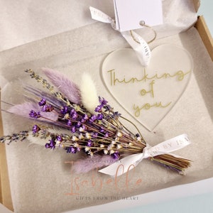 Letterbox Gift: Dried Flowers & &#39;Thinking of You&#39; Heart