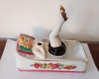 Vintage Pinup Girl Ceramic Ashtray, Naughty Nodder With Nodding