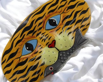 Vintage Orange Cat Scarf Ring: Hand-Painted Wooden Fish Slide