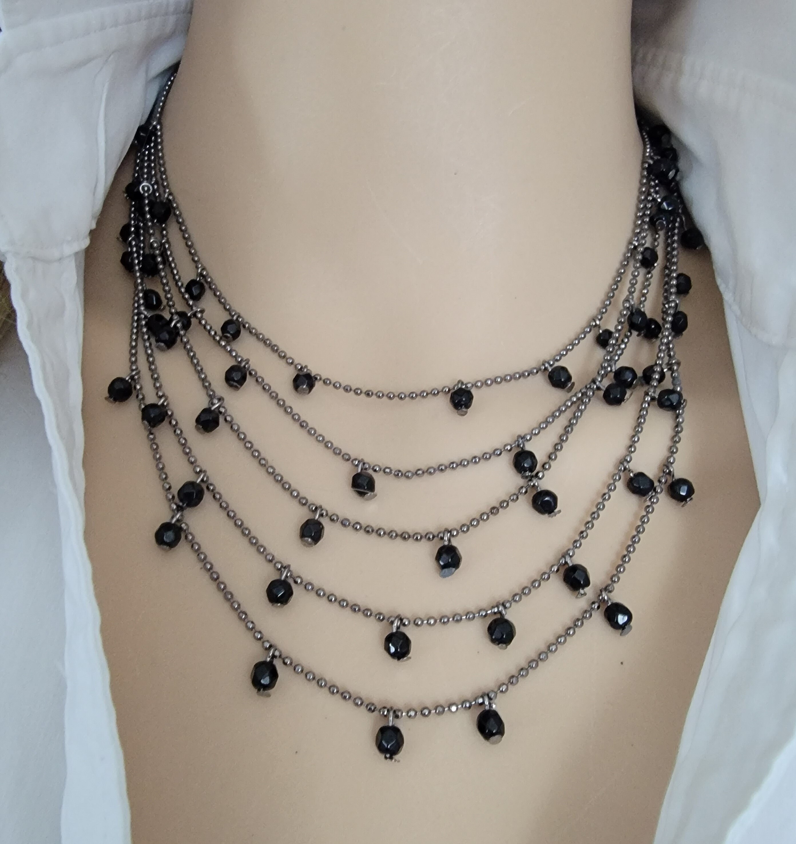 ネックレス・ペンダント Black Hole Su Multi Thread Fringes Necklace Premier Designs Black Bead Layered Necklace | Multi Strand