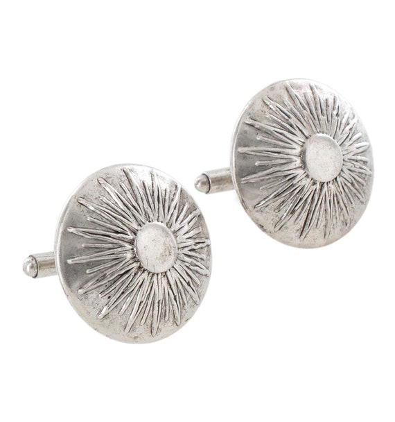Ky & Co Antiqued Silver Plated Daisy Flower Cuffli
