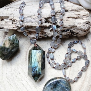 Necklace, boho pearl necklace and double-pointed labradorite pendant, natural stones, original jewelry, handmade, gift idea