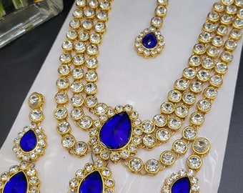 Blue Kundan Jewelry Set: Necklace, Tikka & Earrings